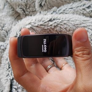 Wearable Samsung Gear Fit2